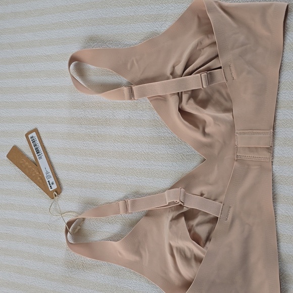 SKIMS Naked Plunge Bra Size:Medium Mica - Picture 3 of 5